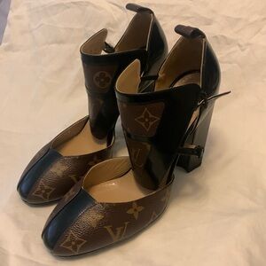 Authentic Louis Vuitton Monogram Heels,Size UK:39 and USA:8.5